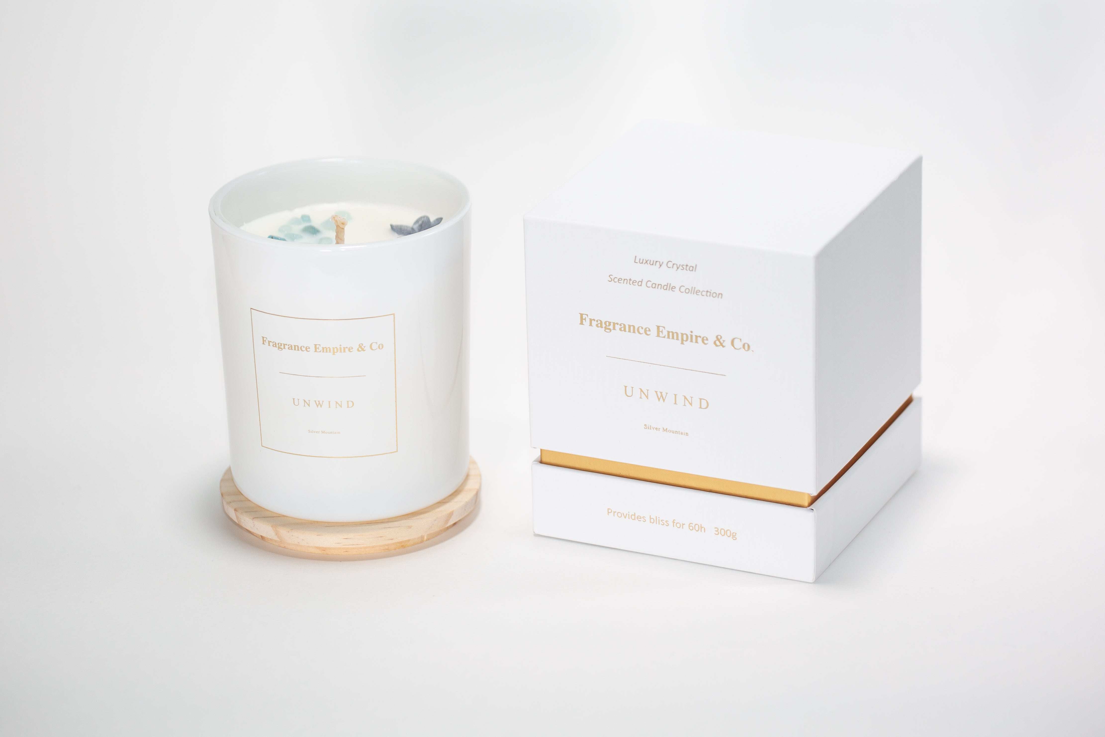 Silver Mountain - UNWIND - Soy Wax Candle with Aquamarine Crystals
